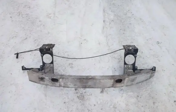 BMW 6 E63 E64 Front bumper cross member 51117185487 51117152744 51117008818
