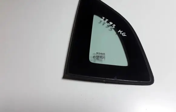Renault Captur Rear side window 43R001583