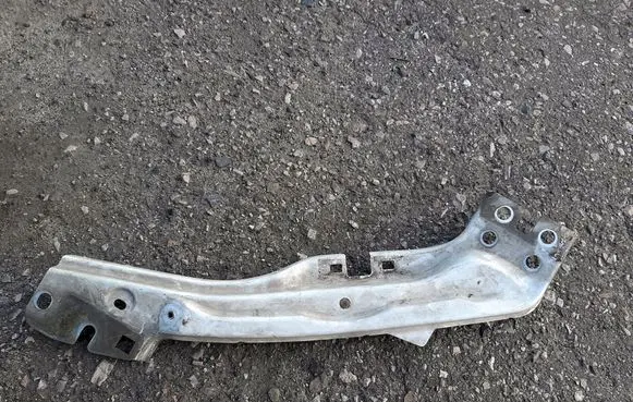 Peugeot Expert Front piece kit 17232669286