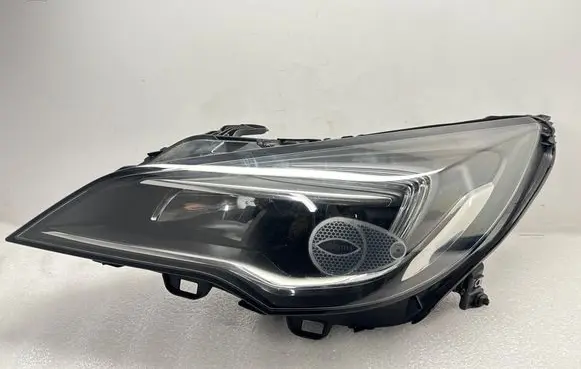 Opel Astra K Headlight/headlamp 7961300000 662588537 39047200