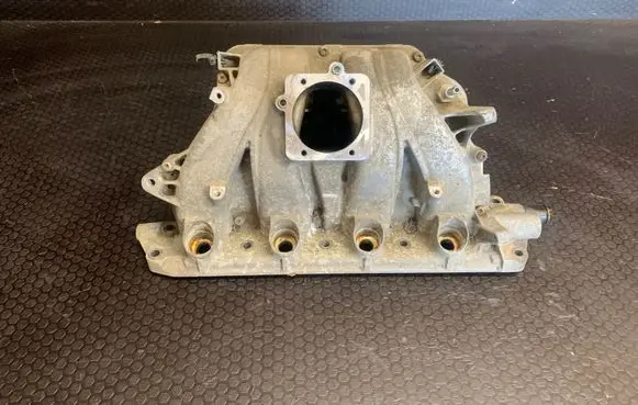 Opel Astra H Intake manifold 24405386 625333402231