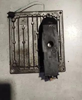 Ford Fusion Engine control unit/module 6s6112a650gd s120977313d