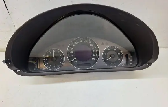 Mercedes-Benz CLK A209 C209 Speedometer (instrument cluster) A2095404211 110080140020