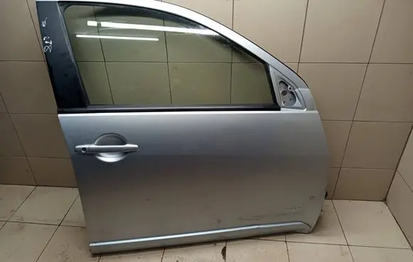 Mitsubishi Outlander Front door 