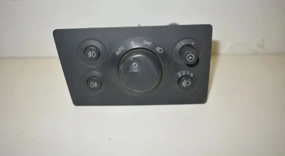 Opel Zafira B Light switch 13205868