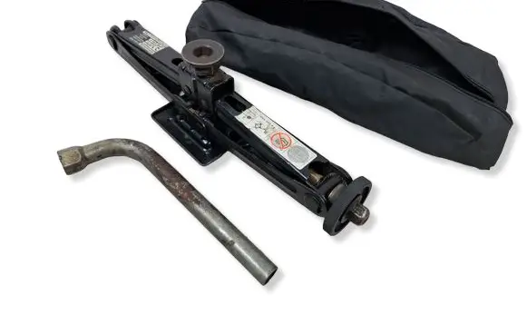 Alfa Romeo 166 Tool set 