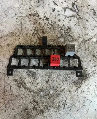 Audi A6 S6 C5 4B Fuse module 8D0937503E