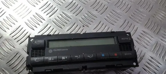 Volkswagen PASSAT B5 Climate control unit