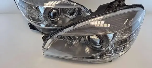 Mercedes-Benz C W204 Headlights/headlamps set 