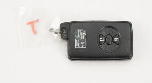 Toyota RAV 4 (XA30) Ignition key/card B90EA