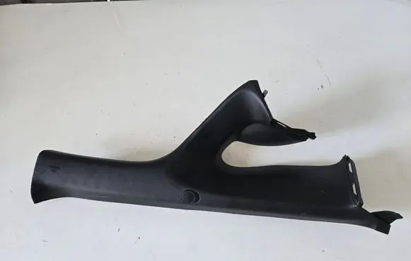 Nissan Leaf II (ZE1) Other interior part 769113NL0A