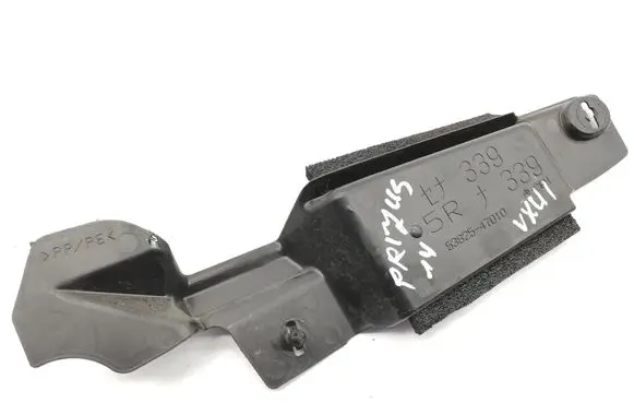 Toyota Prius c Fender end trim 5382547010
