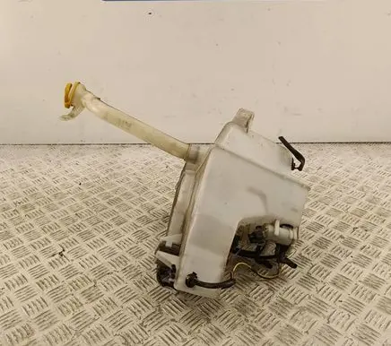 Subaru Forester SJ Windshield washer fluid reservoir/tank 