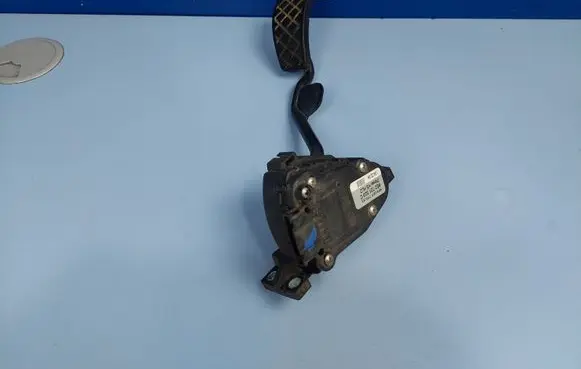 Audi A4 S4 B6 8E 8H Accelerator throttle pedal 8E2721523C
