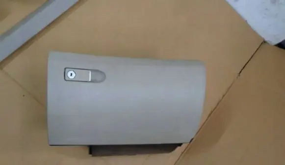 Mercedes-Benz C W204 Dashboard lower bottom trim panel MCD6235