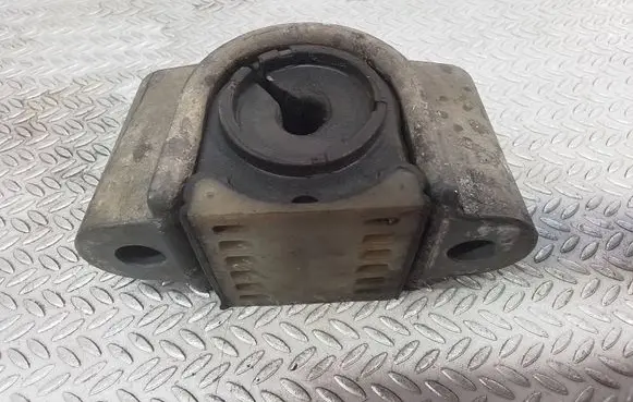 Mercedes-Benz Sprinter W906 Sway bar bush bracket, rear A9063261940