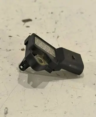 Volkswagen PASSAT B6 Air pressure sensor 038906051C 0281002401