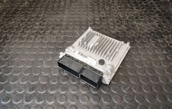 Mercedes-Benz CLA C117 X117 W117 Engine control unit/module A6519009402 A6519010802