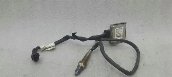 Mercedes-Benz C W205 Lambda probe sensor A0009059703