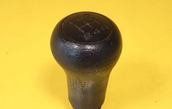 Mazda Demio Gear lever shifter trim leather/knob 