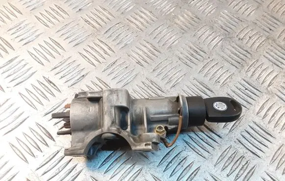 Volkswagen Golf IV Ignition lock 0505982777
