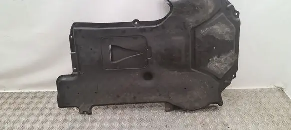 Mercedes-Benz C W204 Engine splash shield/under tray A2045203023