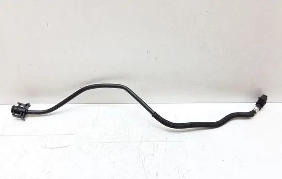 Volvo V70 Engine coolant pipe/hose