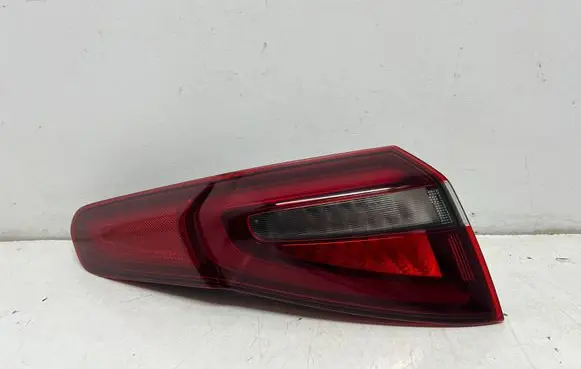 Rear/tail lights