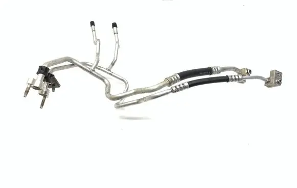 Jaguar XJ X350 Air conditioning (A/C) pipe/hose C2C28140