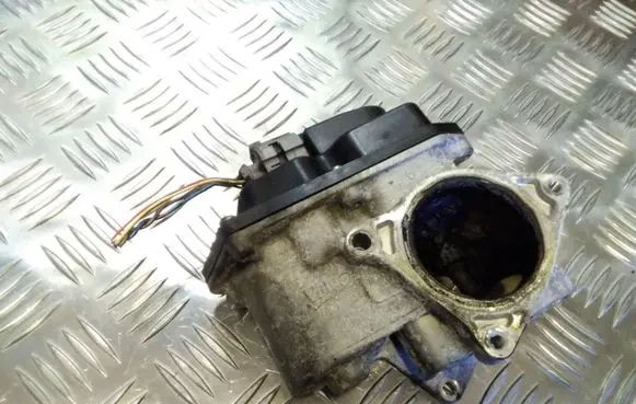 Audi A3 S3 A3 Sportback 8P EGR valve 03G131501 216035358