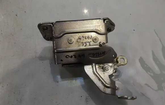 Nissan NV200 Sliding door lock 