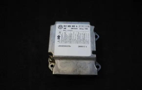 Volkswagen Golf V Airbag control unit/module 1K0909605N