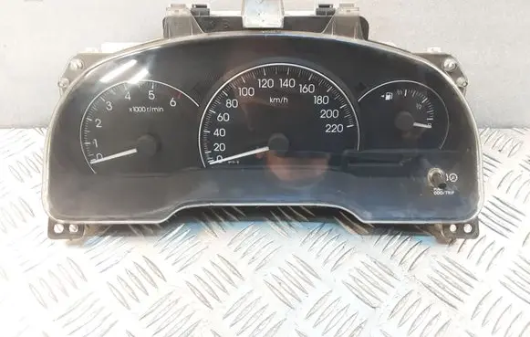 Toyota Avensis Verso Speedometer (instrument cluster) 8380044530