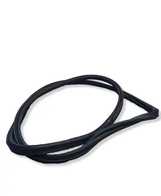 BMW i5 G60 Trunk rubber seal (body) 