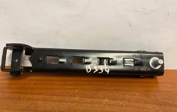 Mercedes-Benz E W212 Seat belt height adjuster 606802800