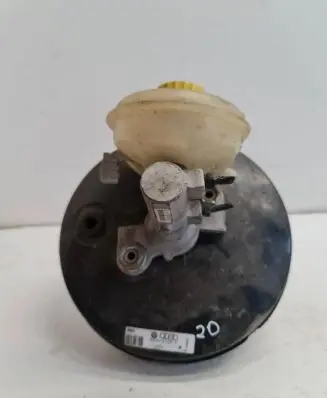 Volkswagen PASSAT B5 Master brake cylinder 8D0612105F G35H