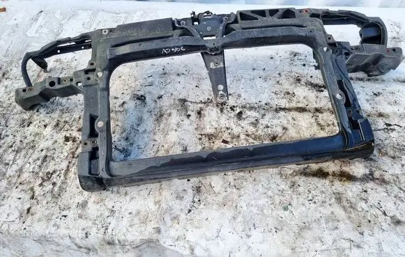 Volkswagen Golf IV Radiator support slam panel 1J0805594