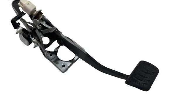 Toyota Auris E180 Brake pedal