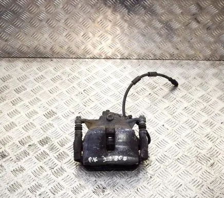 Volkswagen Golf VII Front brake caliper