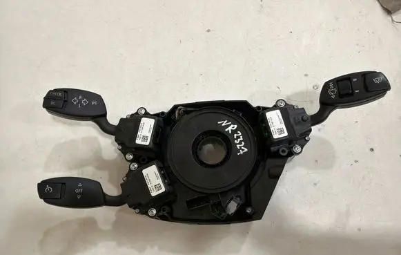 BMW 5 E60 E61 Wiper turn signal indicator stalk/switch 696819805