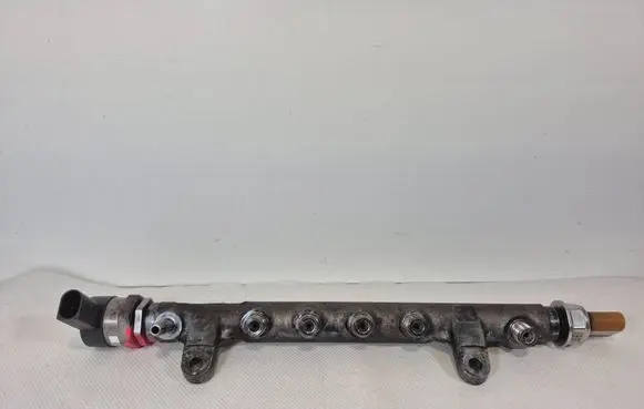 Volkswagen Transporter - Caravelle T5 Fuel main line pipe 03L130089 200000383 0281006002