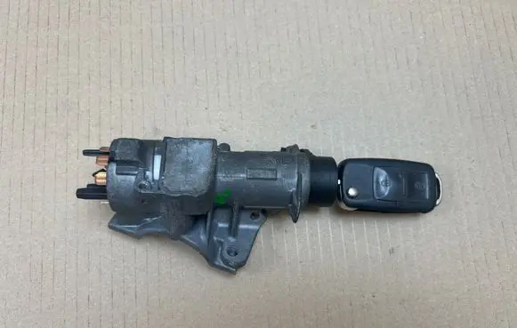 Volkswagen Transporter - Caravelle T5 Ignition lock 4B0905851C