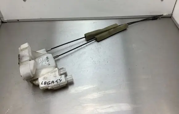 Subaru Legacy Front door lock 