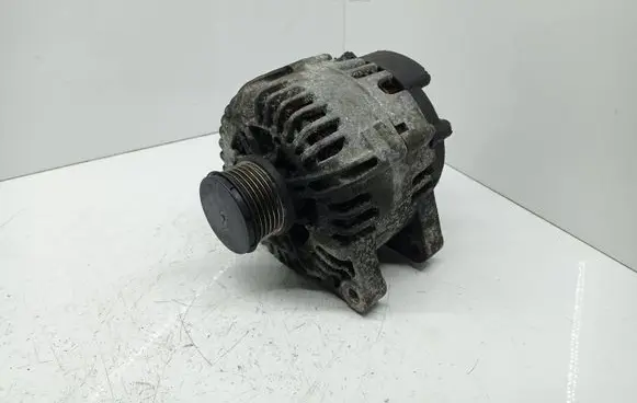 Citroen C4 I Generator/alternator 9646321780