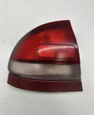 Mazda 626 Rear/tail lights 0431392L