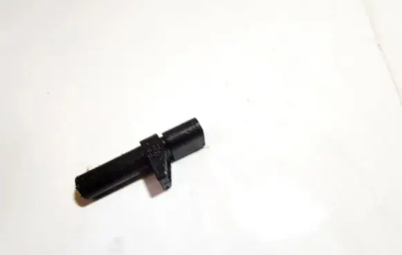 Mercedes-Benz E W211 Crankshaft position sensor 0031532828