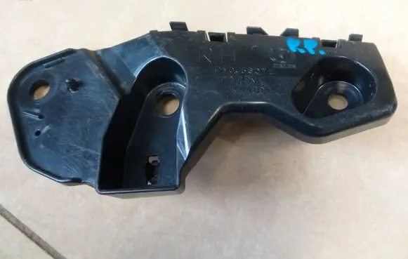 Mazda CX-3 Front bumper mounting bracket D10J500T1 NE70125