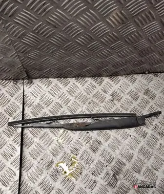 Volvo XC70 Rear wiper blade arm 4511