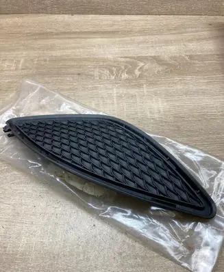 Mercedes-Benz CLA C117 X117 W117 Front bumper lower grill A1178850427 A1178850422