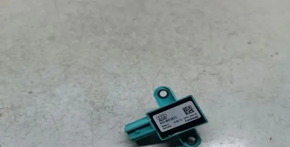 Audi Q5 SQ5 Airbag deployment crash/impact sensor 8K0955557C
